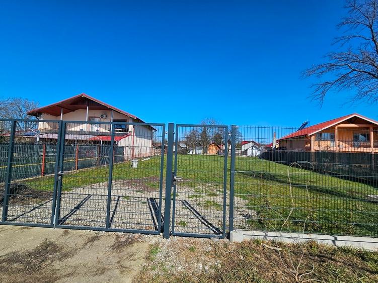PROPRIETAR vand 1000 mp teren intravilan in Snagov la Soseaua Snagov (soseaua pr - 5