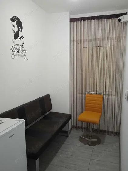 Ofer spre inchiriere spa?iu comercial - 2