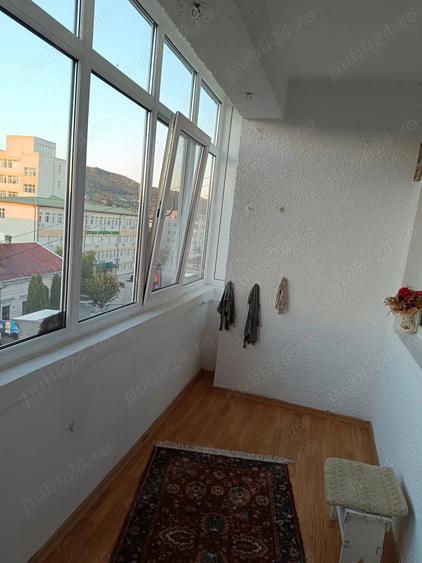 vand apartament 3 camere Hateg - 7