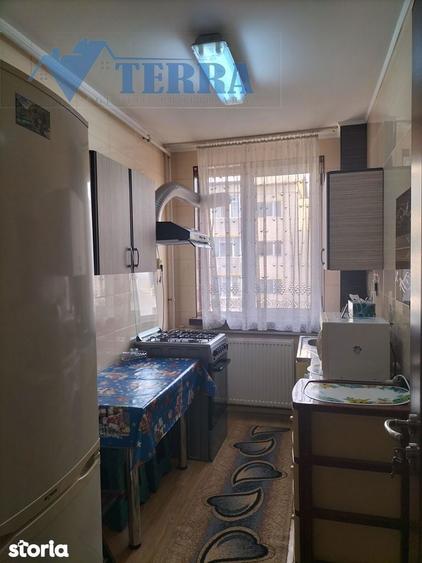 Apartament cu 2 camere, central, utilat ?i mobilat - 8