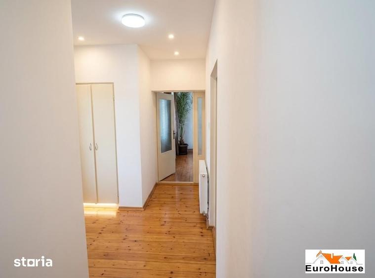 Casă cu 3 camere cu Teren 400 Mp în Cetate