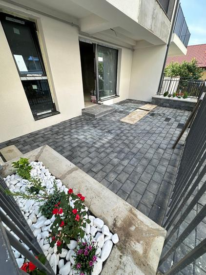 Apartament 3 camere D 2 bai Terasa Capat Pacurari - 8
