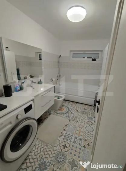 Casă cu 4 camere cu Teren 516 Mp în Romanești