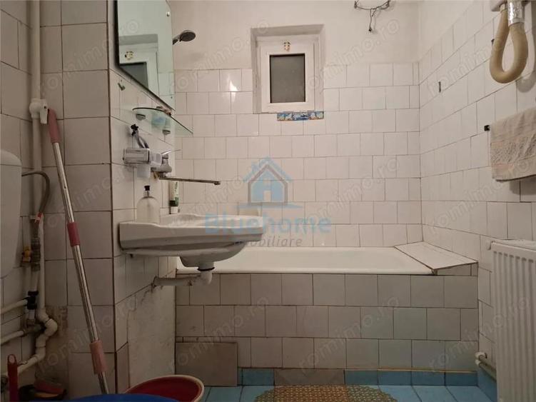 Apartament 3 camere, decomandat, etaj 2, 1Mai - 6