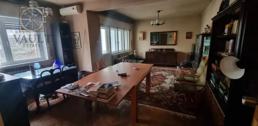 Apartament 4 camere - GARAJ + BOXA - zona PAJURA