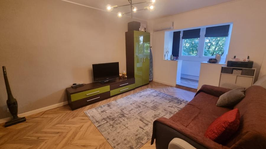 Apartament 4 camere, centrală proprie, parcare, 5 min metrou Apărătorii Patriei - 22