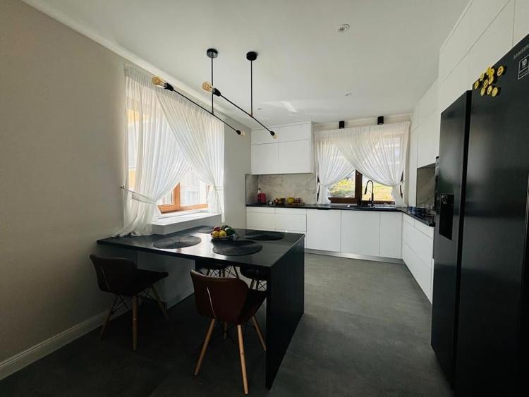 ZONA TBC vila P+2 230mp cu teren de aprox. 6ari! - 21