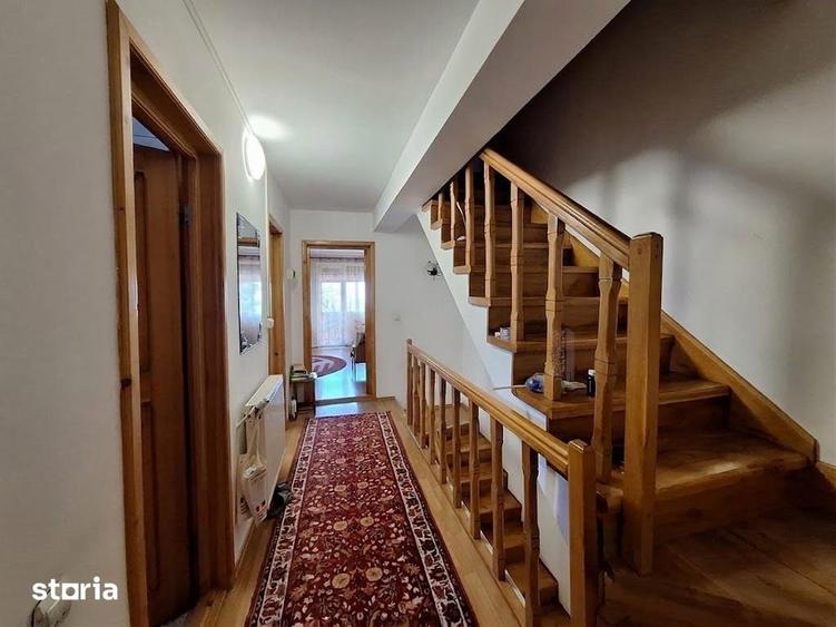 Casă cu 6 camere cu Teren 200 Mp în Ultracentral