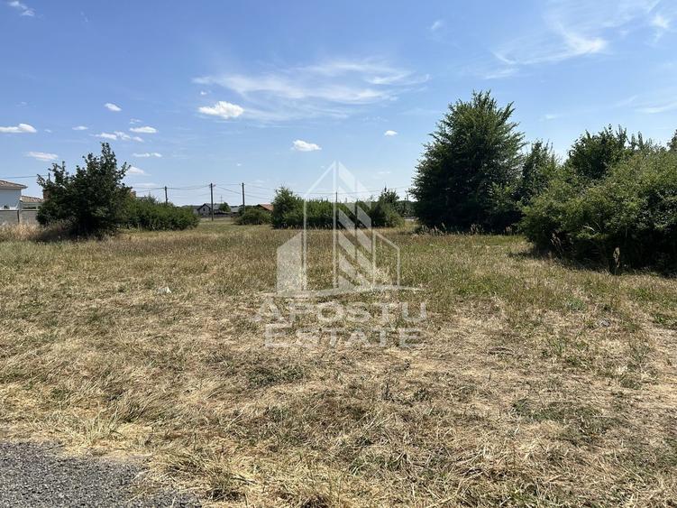 Parcela de teren 916 mp, de vanzare, front stradal 20 ml, Dumbravita. - 2