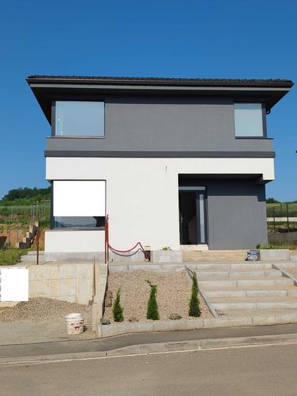 Casa individuală 5 camere in Corușu - 1