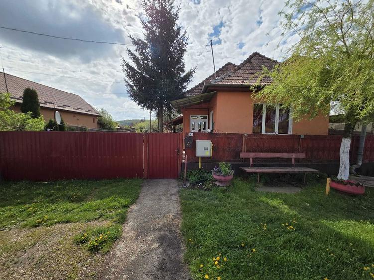 Se vinde CASA DE LOCUIT complet mobilata 3 Camere Bucatarie Baie Camara Suprafata Teren 738 MP, IN LOCALITATEA OGRA, STR. PRINCIPALA, 282 0742090687 - 1