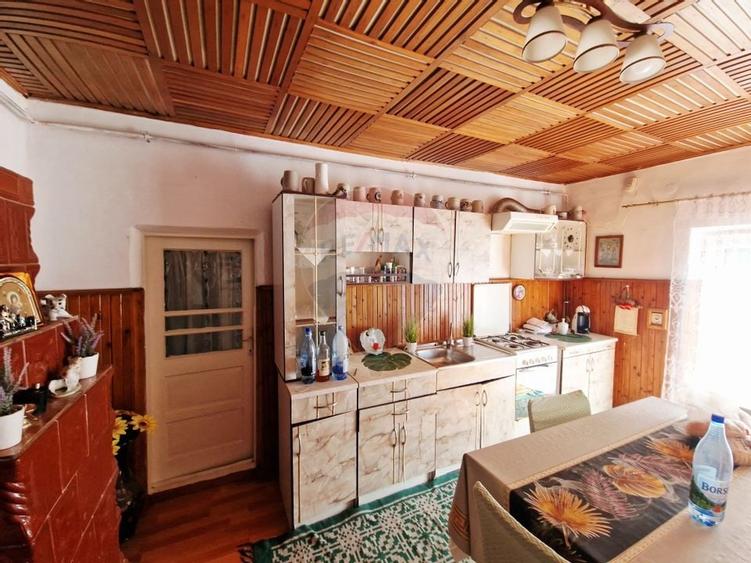 Vand sau schimb cu apartament  2 sau 3 camere si diferenta - 6