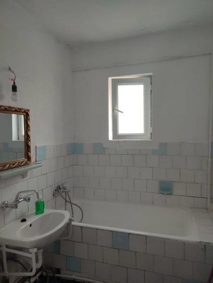 Apartament cu 2 camere, zona Podu Ros - 4