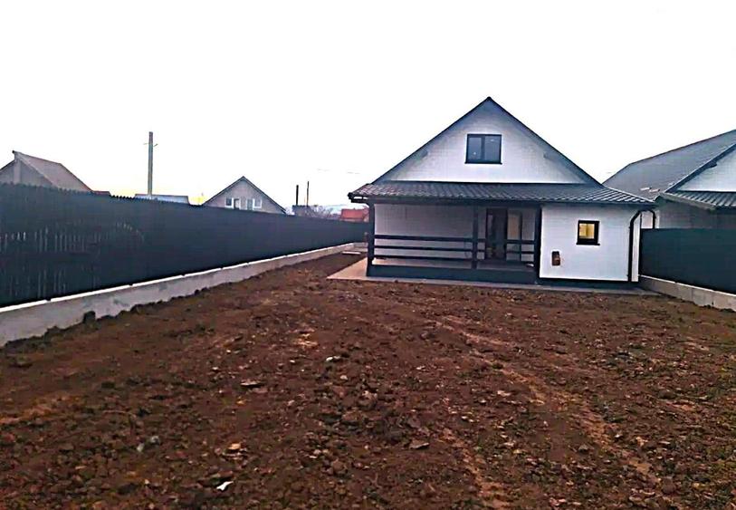 Case Moderne cu Design Elegant, in Lilieci - 4