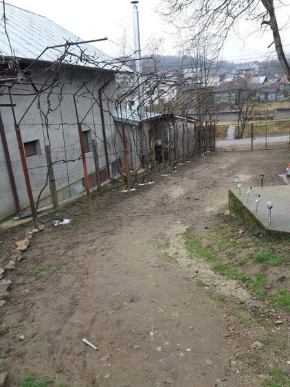 Casa de vanzare . - 3