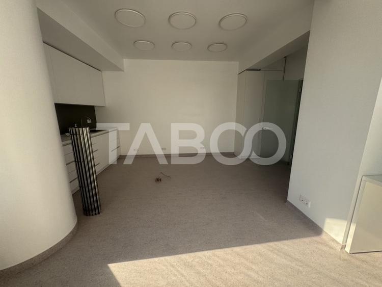 Spatiu comercial pretabil clinica medicala 180 mpu Central Sibiu - 18