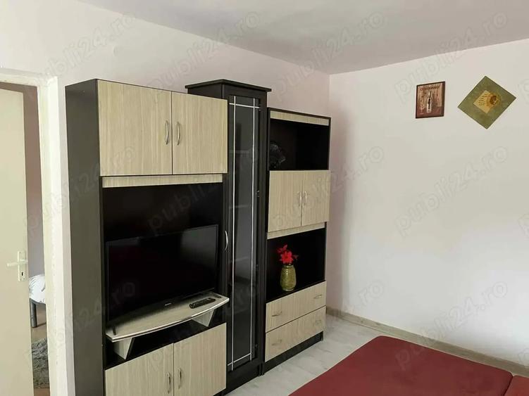 Apartament de inchiriat 2 camere - 4