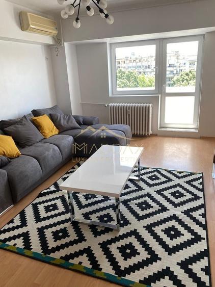 Apartament spațios cu 4 camere, vedere spectaculoasă către Palatul Parlamentului - 4
