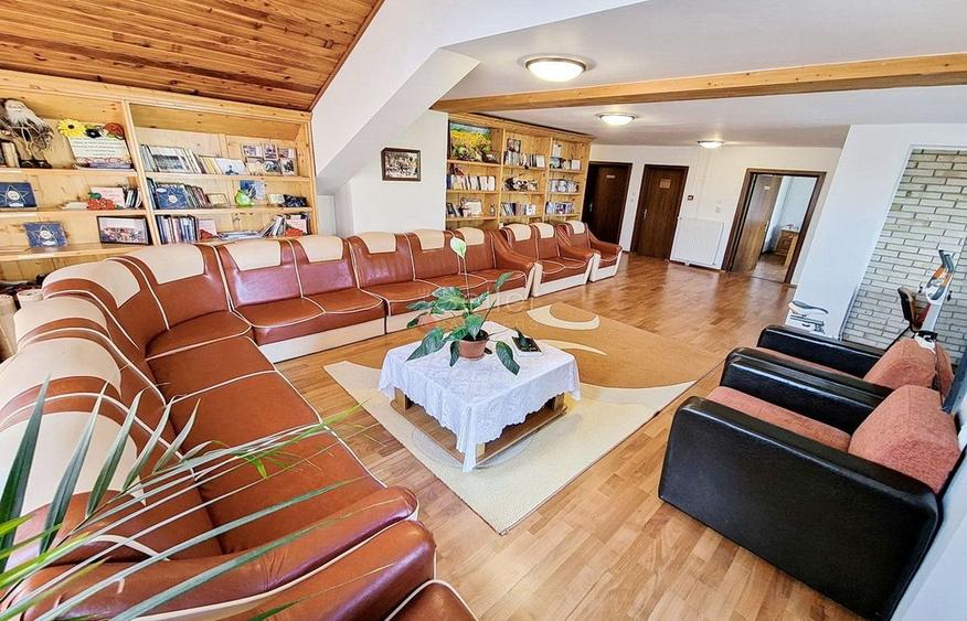 Complex de Vile cu Destinatii Multiple - 11