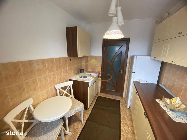 Apartament 3 camere de inchiriat in Bacau - 1