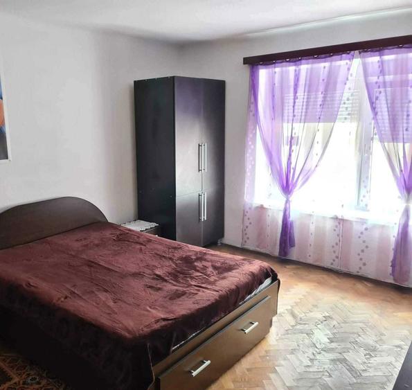 Casa de inchiriat - 4