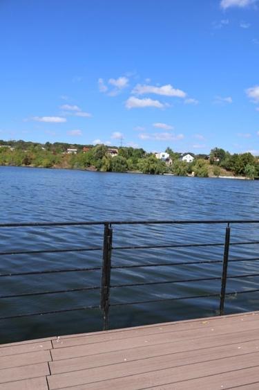 Vila amplasata pe malul lacului - 5