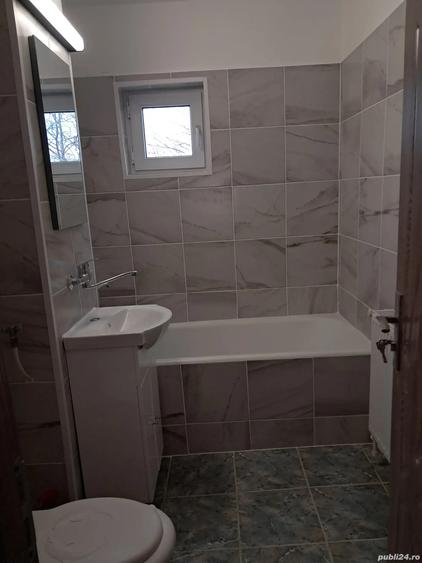 Proprietar inchiriez apartament cu 3 camere decomandat si utilat cu centrala proprie!! Brazda lui No - 5
