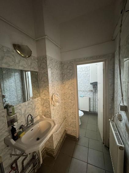 Inchiriez spatiu comercial, Liceu Ecaterina Teodoroiu - 8