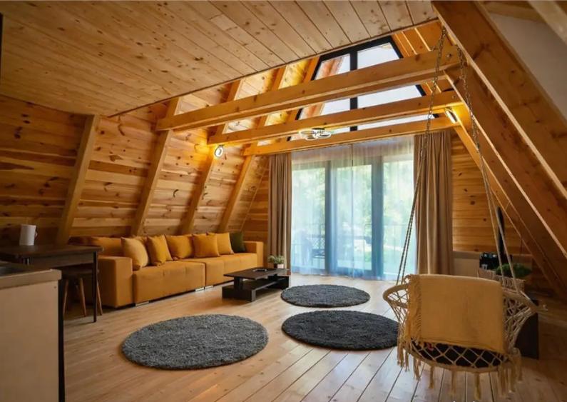 In incantare peisagistica,rafinata cabana, echipata,Moieciu, - 2