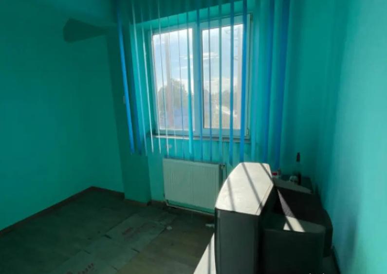 VILA cu spatii comerciale situata in zona CUMPANA - 6