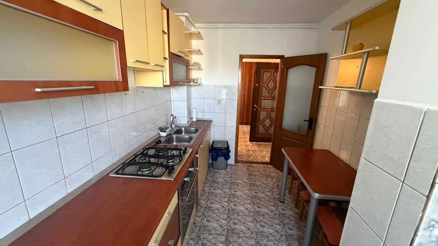 Ofer spre inchiriere apartment 3 Camere Micro 17, Str. Jocului, etaj 4 - 5