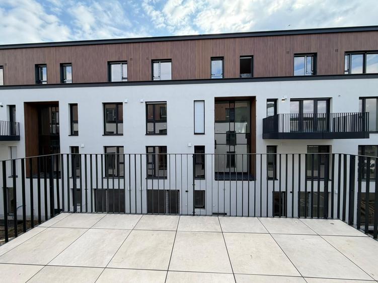 Vanzare - apartament 2 camere - Quartier Azuga-Doamna Ghica - 2