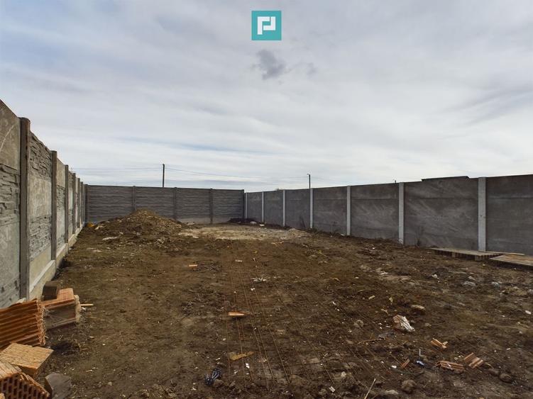 Duplex în Moșnița Nouă, în spate la Castel - 30