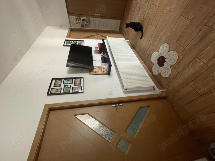 De vanzare casa P+1+M, zona Carrefour Colentina - 1