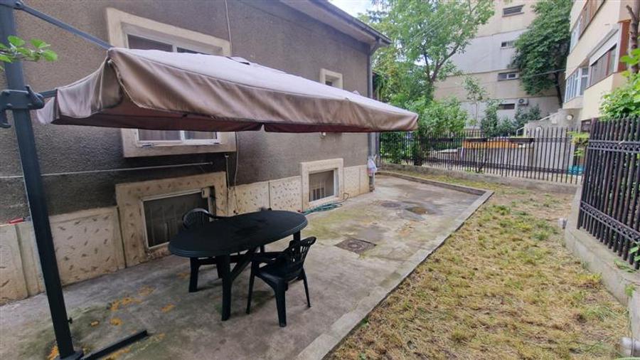 Vila  de vanzare  Copou, - 2