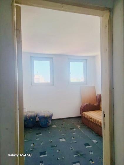 apartament cu 3 camere+ mansarda cu scara interioara, ultra central, T - 1