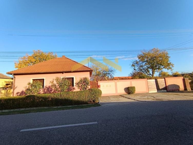 Casa de vanzare in Vladimirescu in zona primariei. - 2