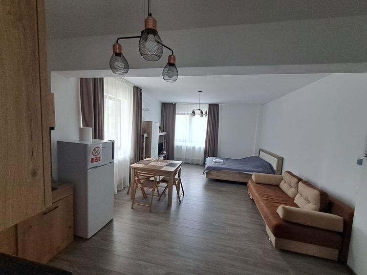 Inchiriez studio Mamaia nord vizavi de lidl mobilat si utilat open spa - 4