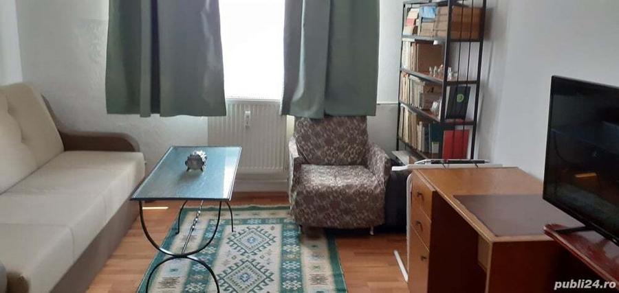 Vand ap 2 camere la cheie zona Intim confortabil orientat spre case - 9