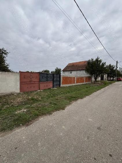 De vanzare casa in Cociuba Mare, jud Bihor, toate utilita?ile la poarta, inclusiv gaz - 3