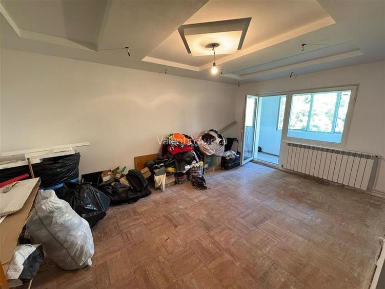 Apartament 2 camere, zona Brailei, etaj 3/3, 60 mp, liber Apartament 2 camere, zona Brailei, etaj 3/3, 60 mp, liber
