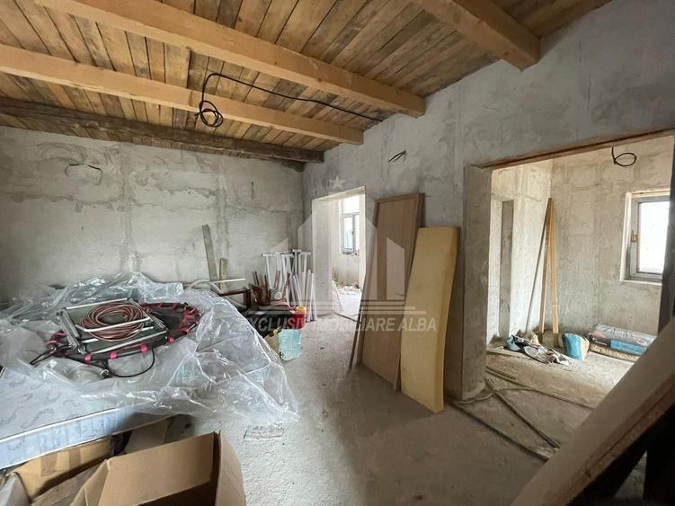 Casa individuala | De renovat | 150 mp | 370 mp teren | Lipoveni - 2