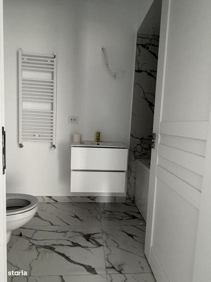 Apartament cu 2 camere decomandat în Lacul Morii