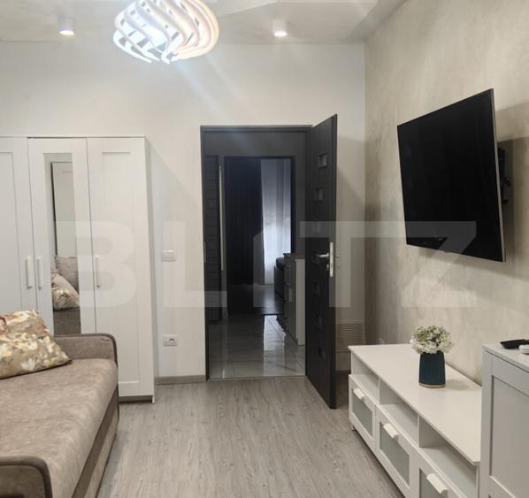 Apartament 3 camere, 55mp, zona Podul de Fier - 9