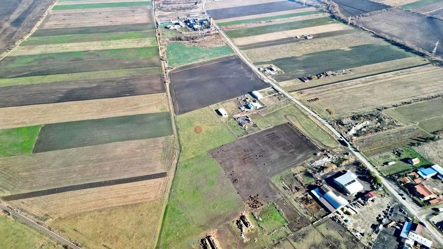 Teren Industrial cu P.U.Z. - 14