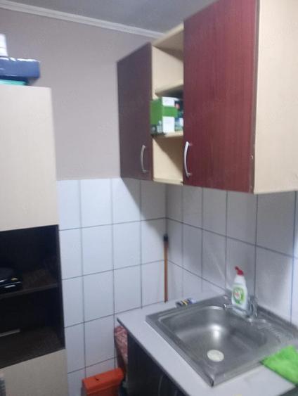 Garsoniera 11 mp Gheorgheni - 900 lei - 5