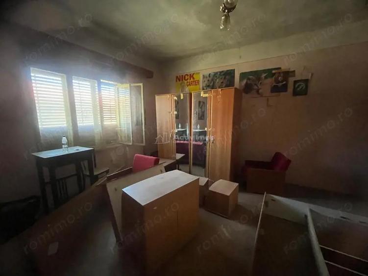 Valisoara, Casa la curte si Teren 3040 Mp, 10 minute de Caransebes - 3