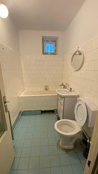 Apartament cu 2 camere semidecomandate , etaj 3 din 3 - Gruia , zona stadion CFR - 8