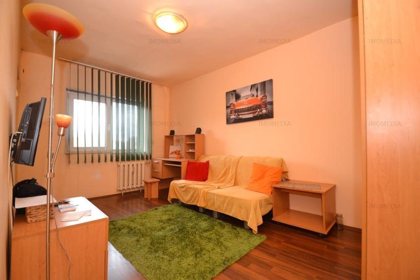 garsoniera mobilata si utilata, zona Aradului, 200 euro - 1