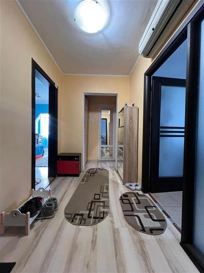 Apartament 3 Camere - 2 Bai - 2 Balcoane - 3